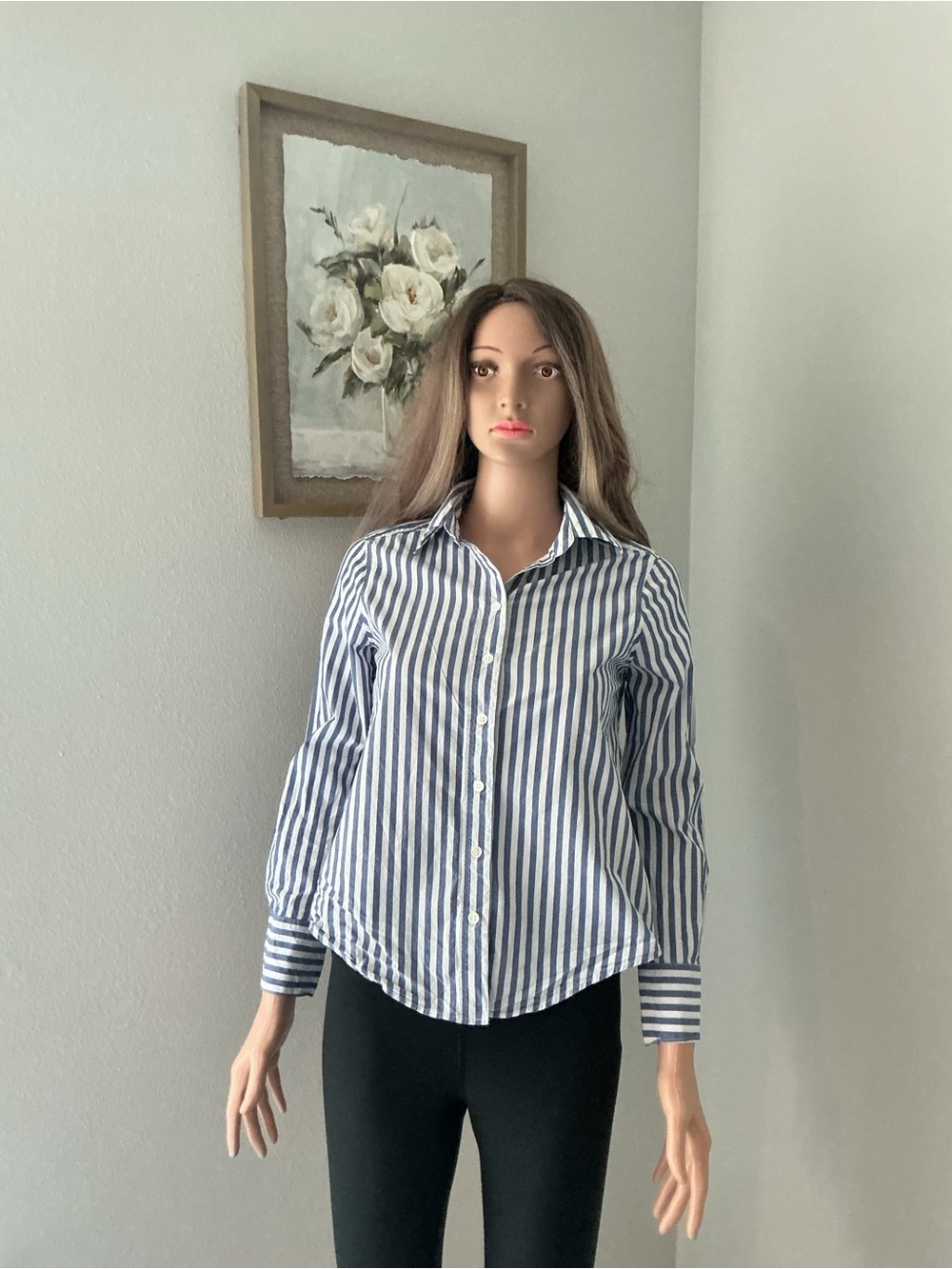 Banana Republic Blue and White Vertical Stripe Button-Down Shirt - Picture 3 of 9